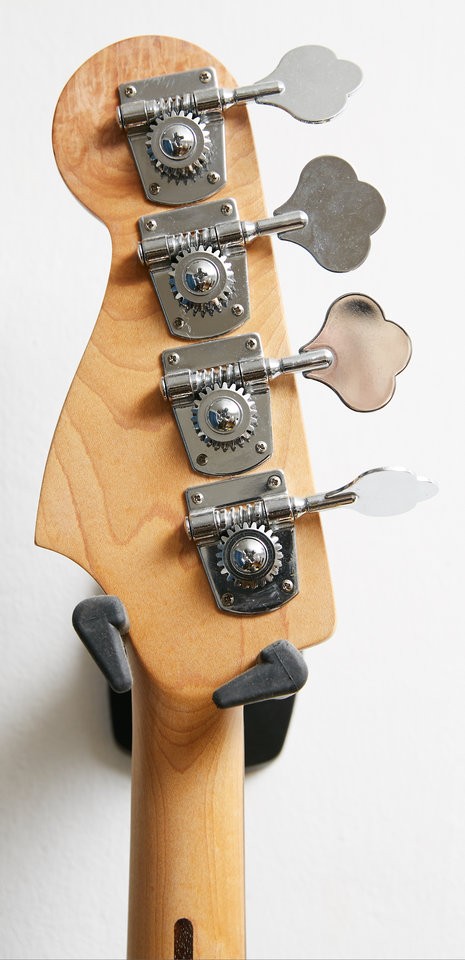 fender_006.jpg
