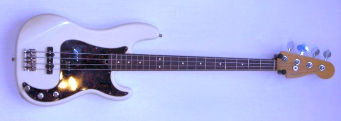 Fender_PJ-HR.jpg