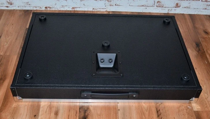 FMC Buzzboard unten.webp