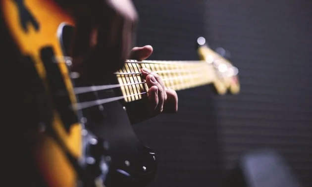 Userdiskussion: Jazz Bass vs. Precision Bass