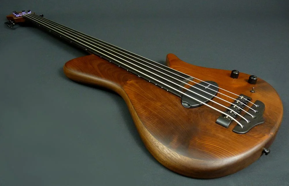 fretless2.webp