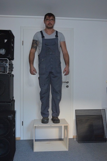 Gehäusetom auf der Box.jpg