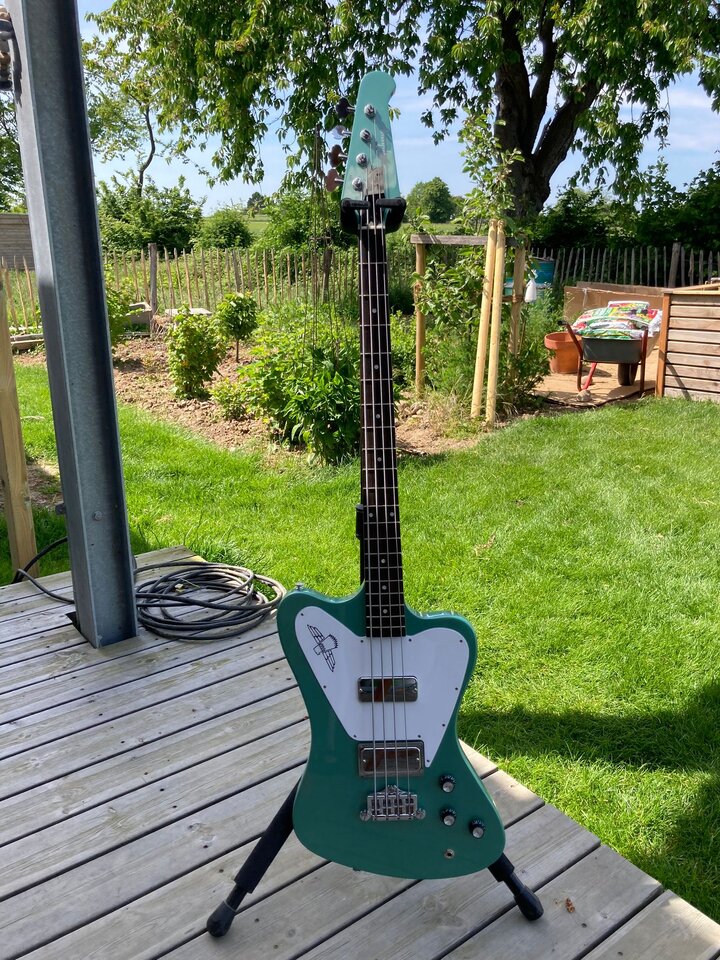 gibson.jpeg