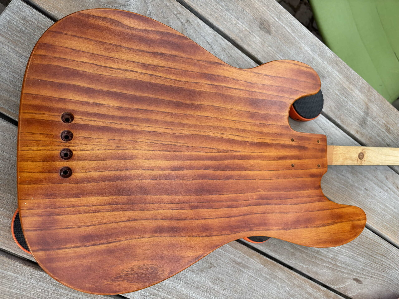 Goldtop_back.jpg