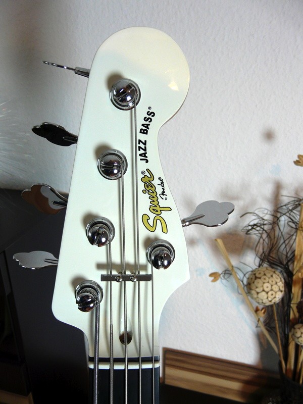 headstock.jpg