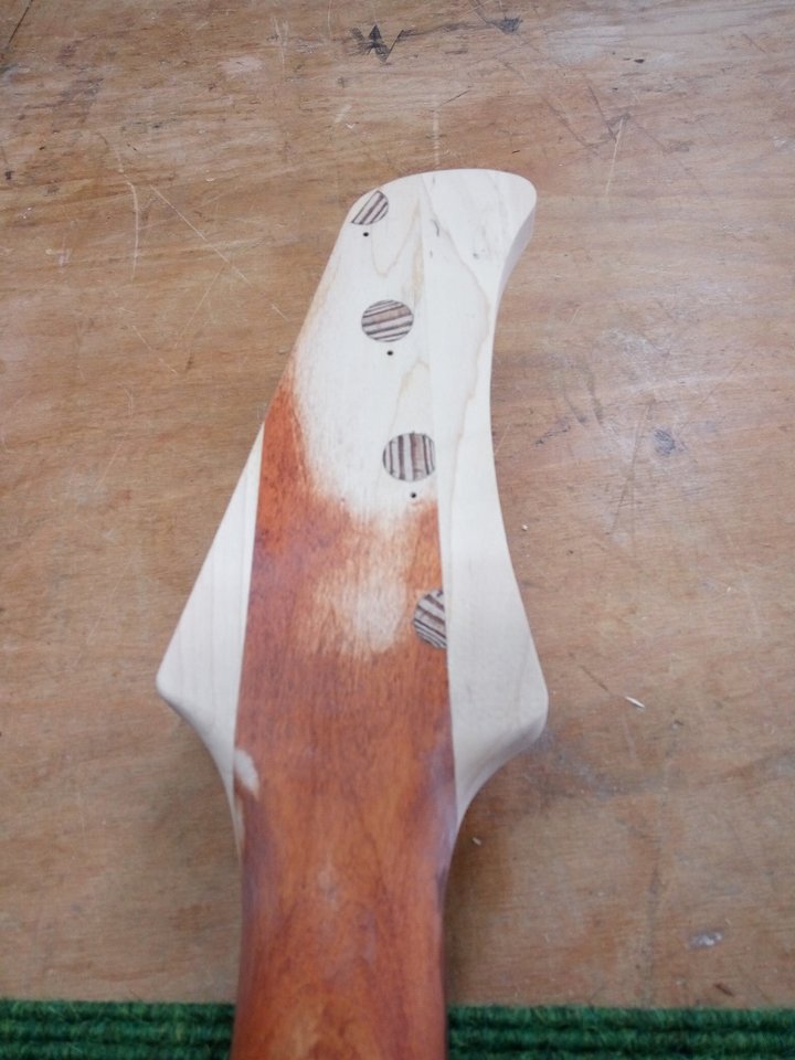 Headstock7.jpg