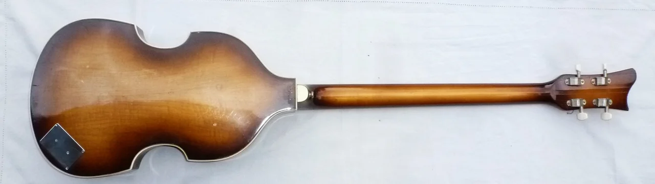 Höfner 5001B_02.webp
