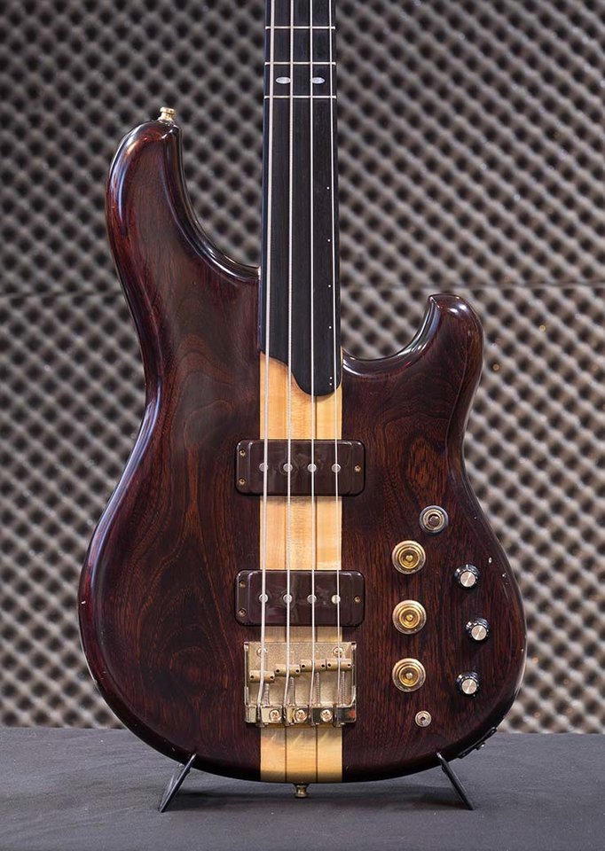 Ibanez Alphonso.jpg