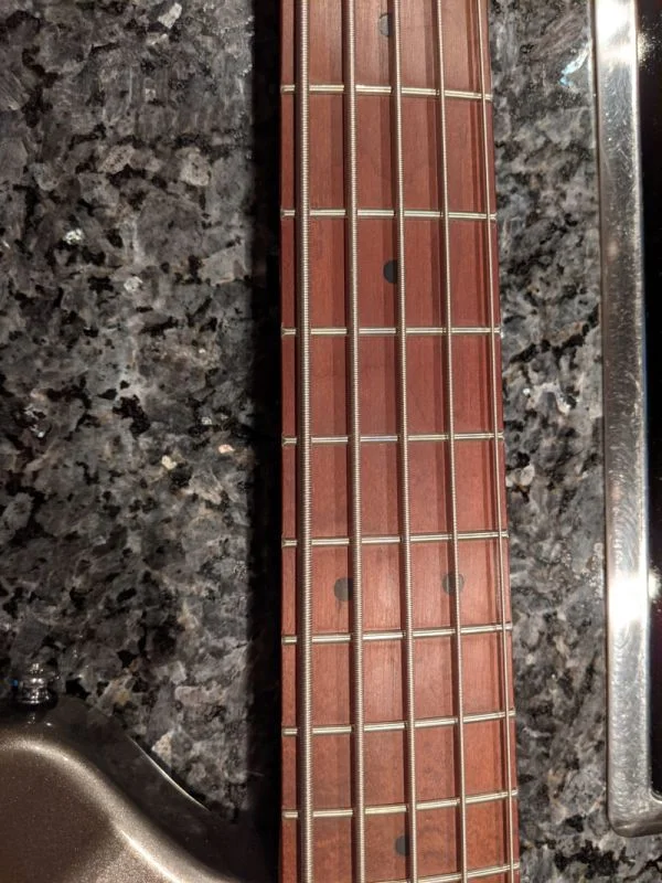 Ibanez_TMB505_neck.jpg