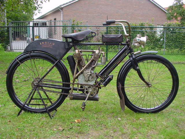 Indian_1908_Twin_1.jpg