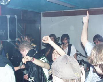 Iro-Punk-Pogo.jpg