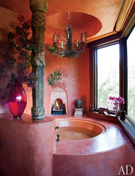 item23_rendition_slideshowWideVertical_will-jada-pinkett-smith-home-24-master-bath.webp