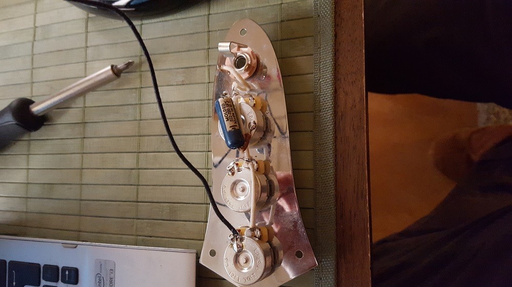 Jag Controlplate2.jpg