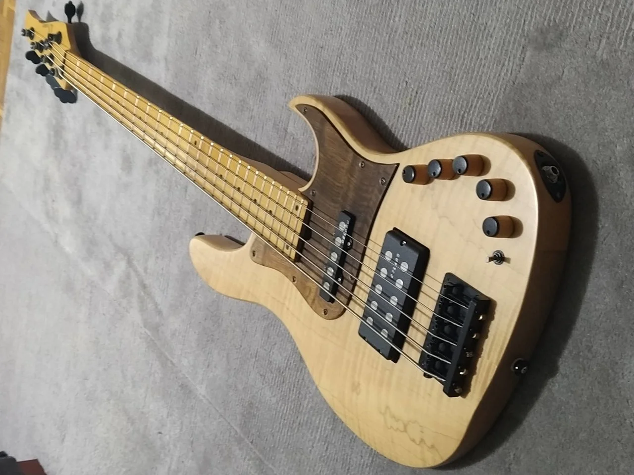 JCR jazzbass 5-24 (15).webp