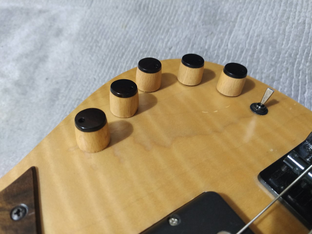 JCR jazzbass 5-24 (19).jpg