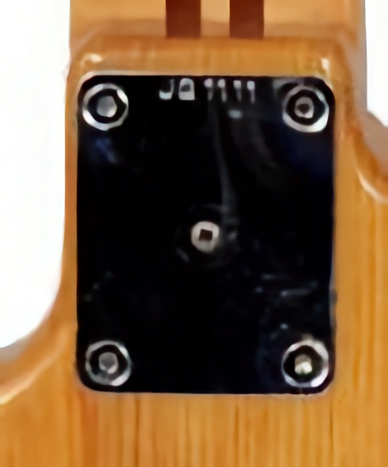 JG1111.neckplate.jpg
