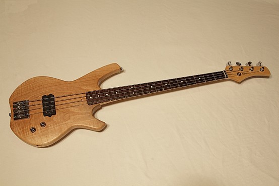 Jörg Schlosser Bass.jpg