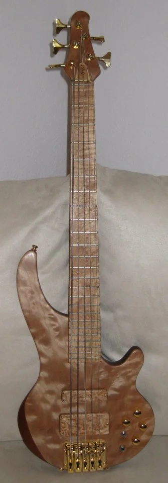 Kaiser Jost Bass 5 shortscale.webp