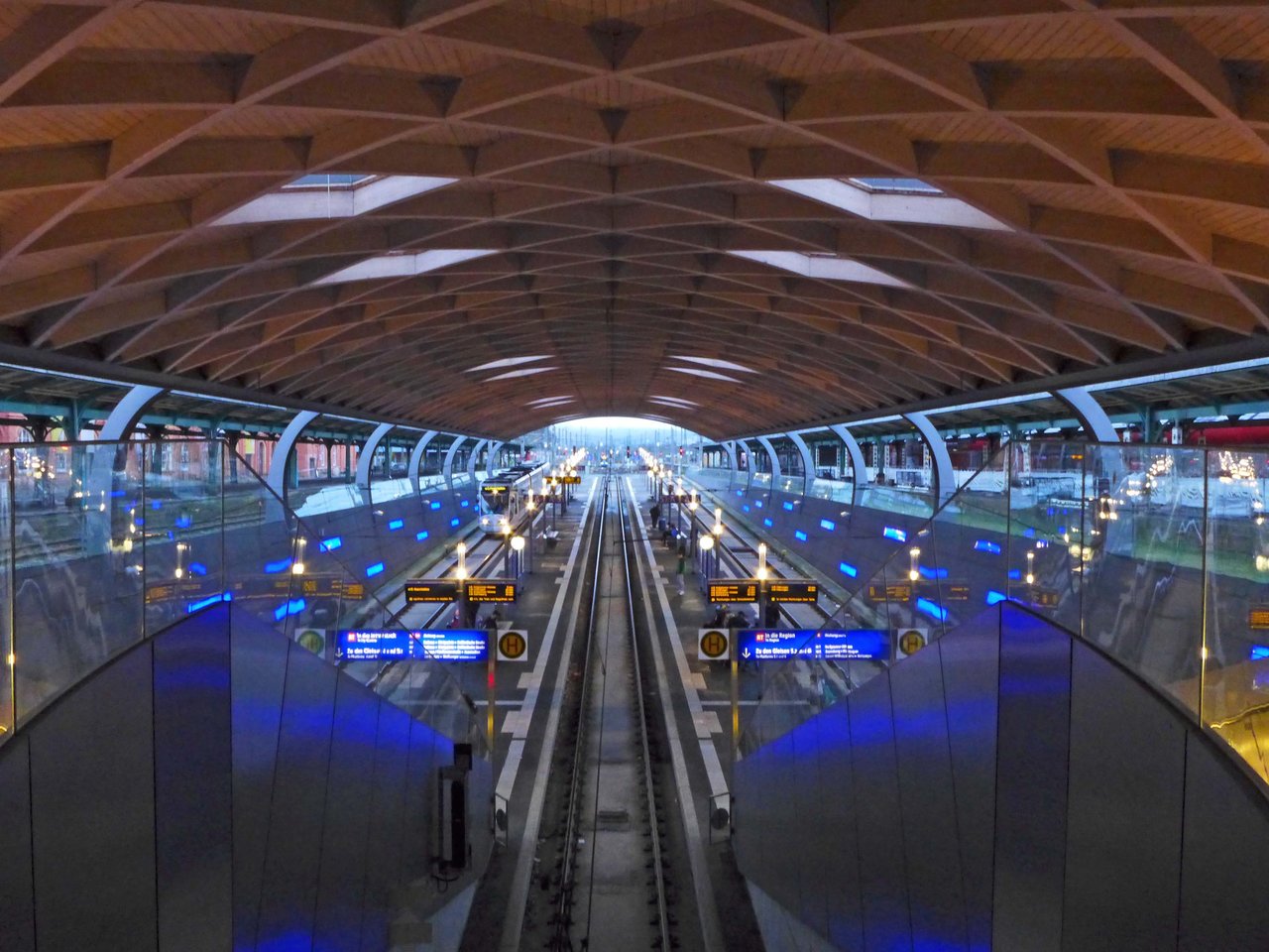 Kassel_HBF.jpg