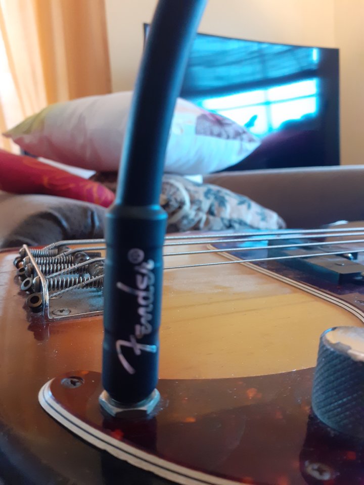 Klinke Fender.jpg