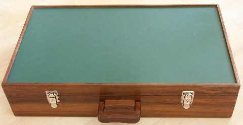 Koffer (1) Mittlere Webansicht.jpg