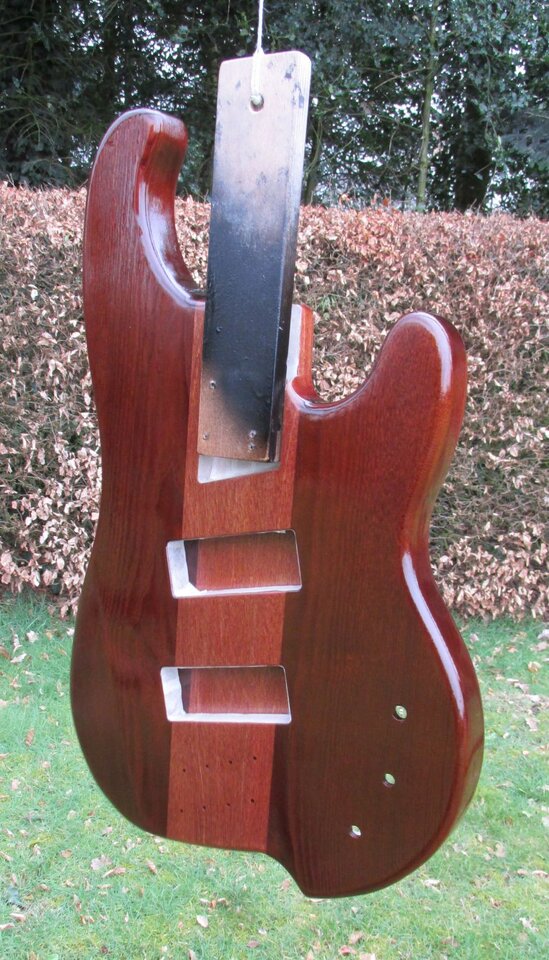 Korpus (schräg).JPG