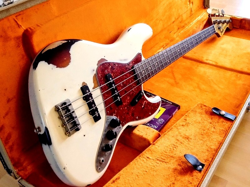 Limelight_Bass_00.jpg