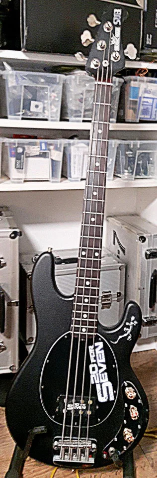 m loveley bass Nr1.webp