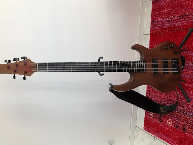 Magnus Krempl Ovankol Custom 1.webp