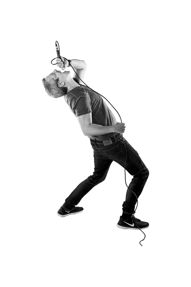 Marco Sänger der Grunge-Band Shocking Elfriede.jpg