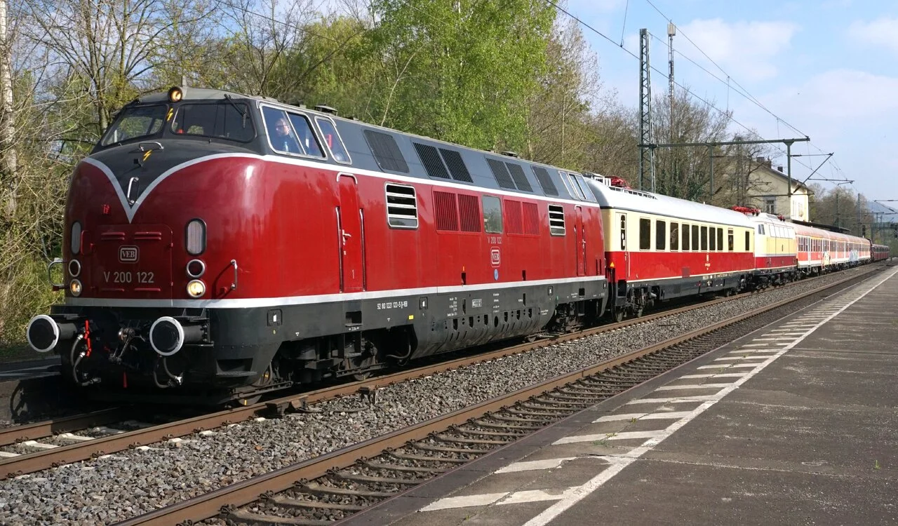 mit u.a. E03 001 (2)a.webp