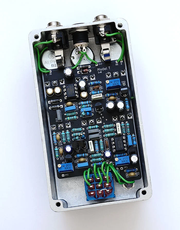 modeljfet_open.webp