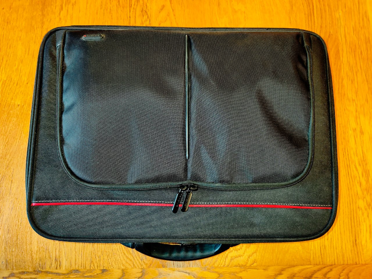 MSI GP73 Leopard 8RD (12).jpg