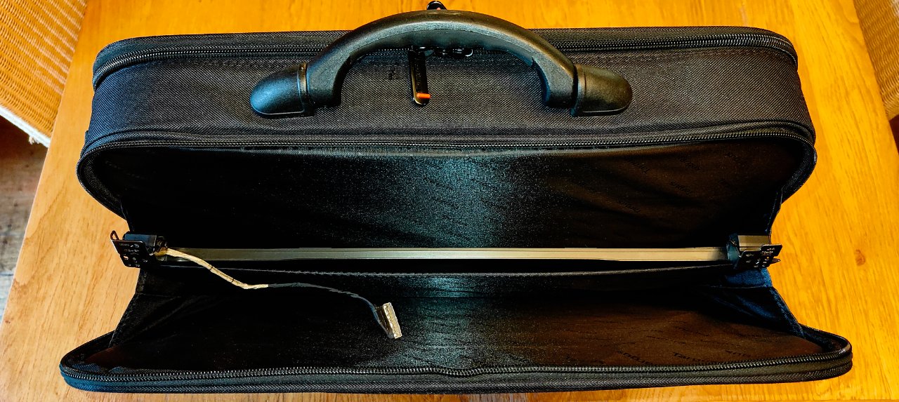 MSI GP73 Leopard 8RD (18).jpg