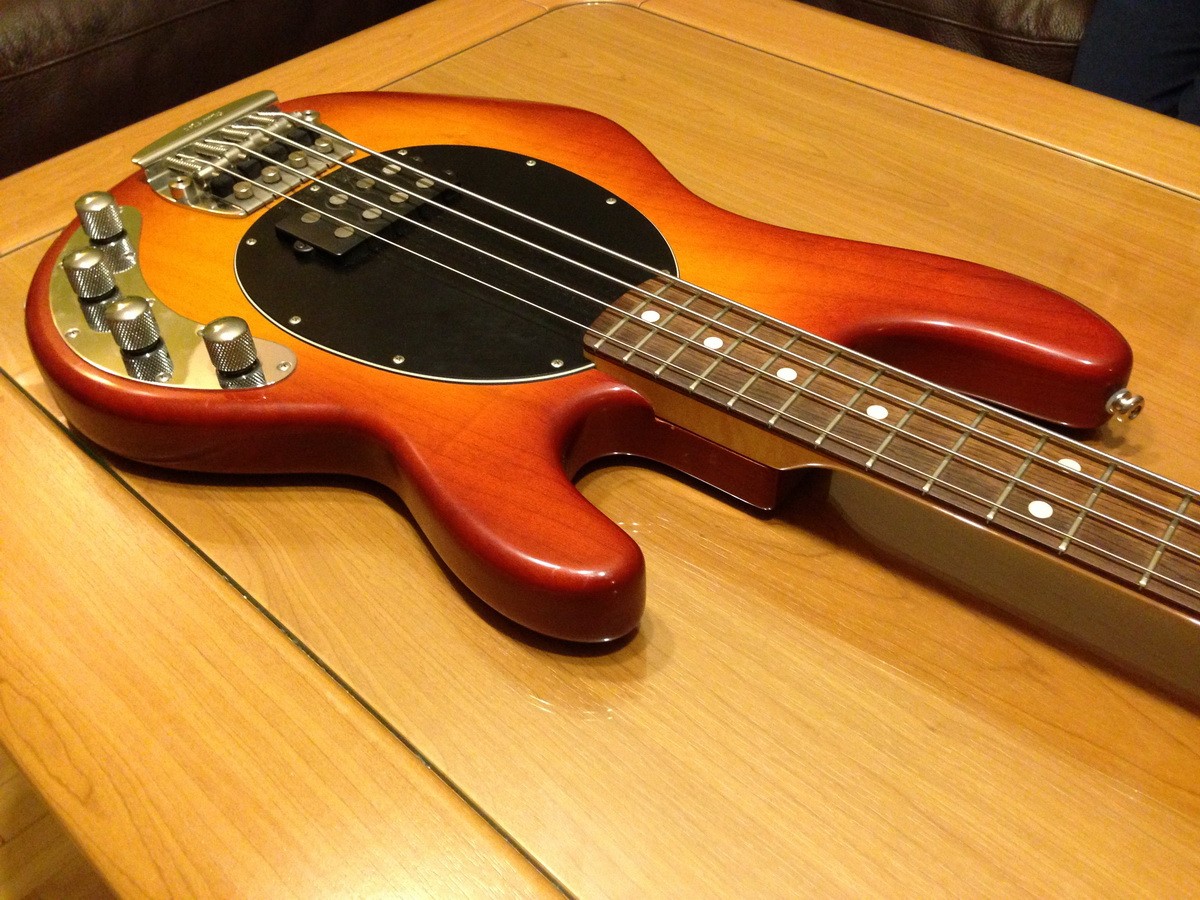 Music Man SR 1988 008 mala.jpg