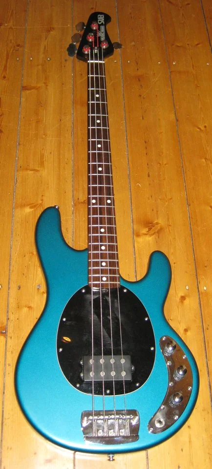 Musicman S.U.B. Stinray.JPG