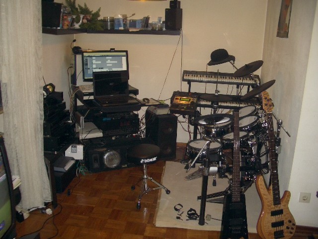 newdrums 001.jpg