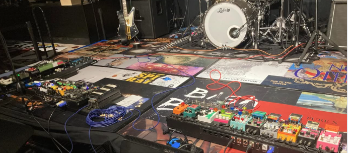 Nova Twins Pedalboards.png