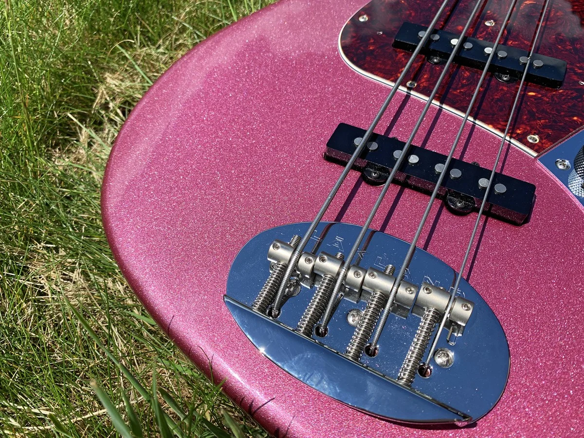 p1e990m1fg1vv65p43gcci2tfc8 (1).webp