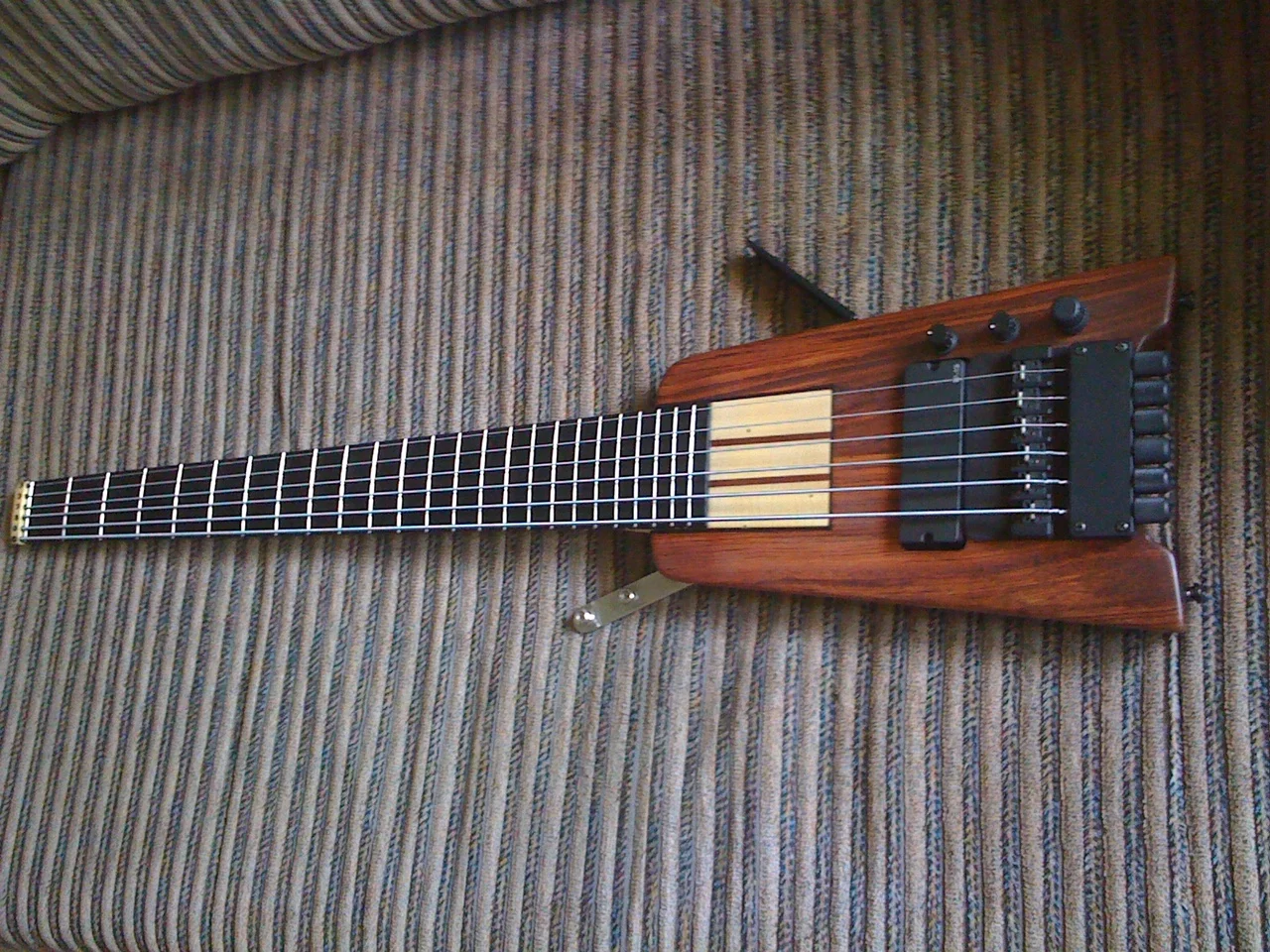 Paddel 6-Saiter.webp