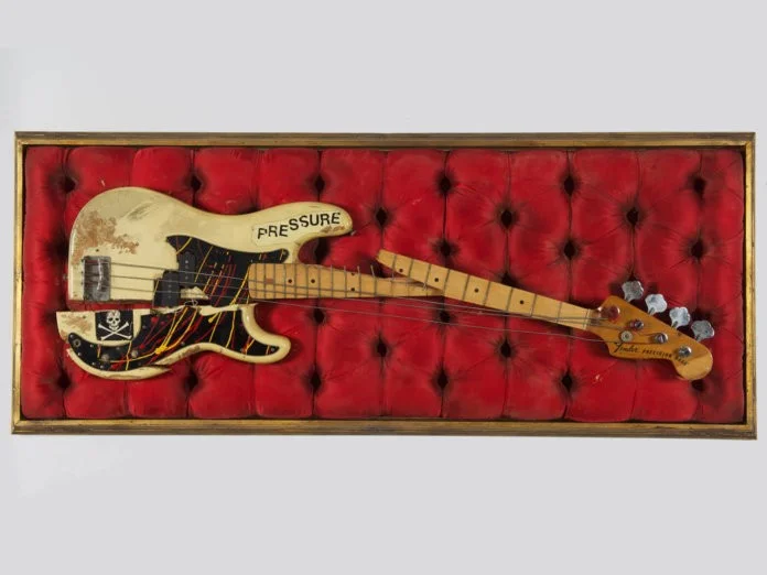 paul-simonon-smashed-p-bass@1400x1050-696x522.webp