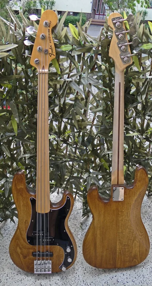 PJ_Fretless.jpg