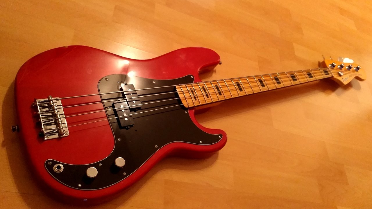 Pottrock_Precision_Bass_004.jpg