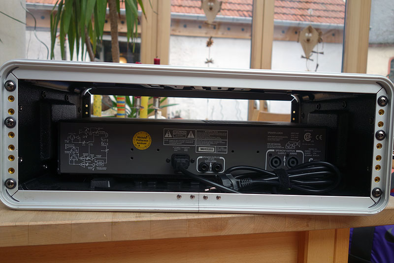 RB700 Hinten.jpg