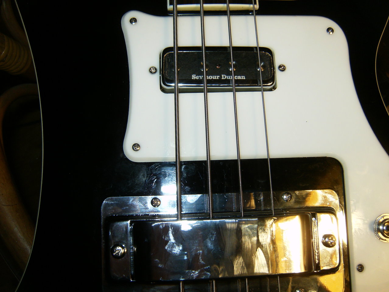 Rickenbacker mit SCPB Pickup 001.JPG