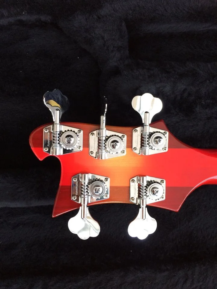 Rickenbacker_3.webp