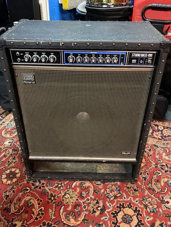 roland-studio-bass-100.jpeg.webp