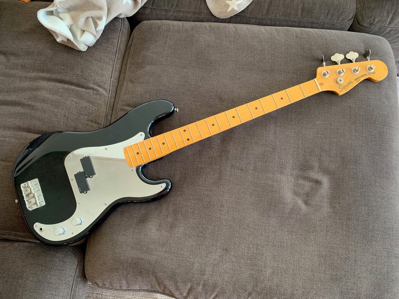 Squier5.jpg