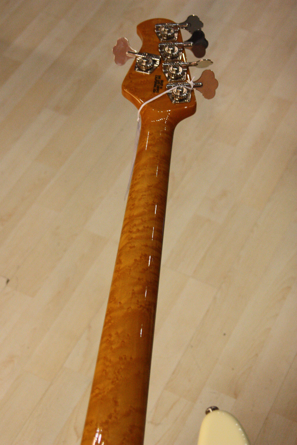 Stingrayclassic_hals.jpg