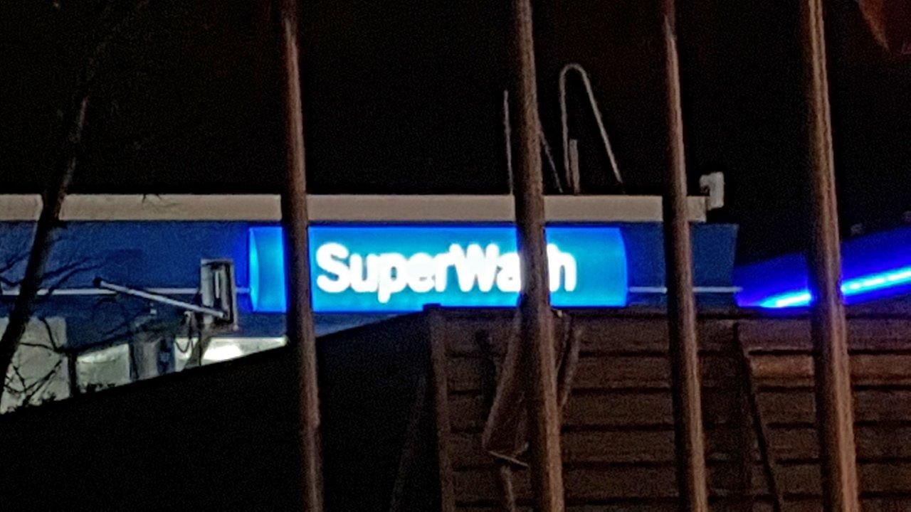 Super Wah RED.jpg